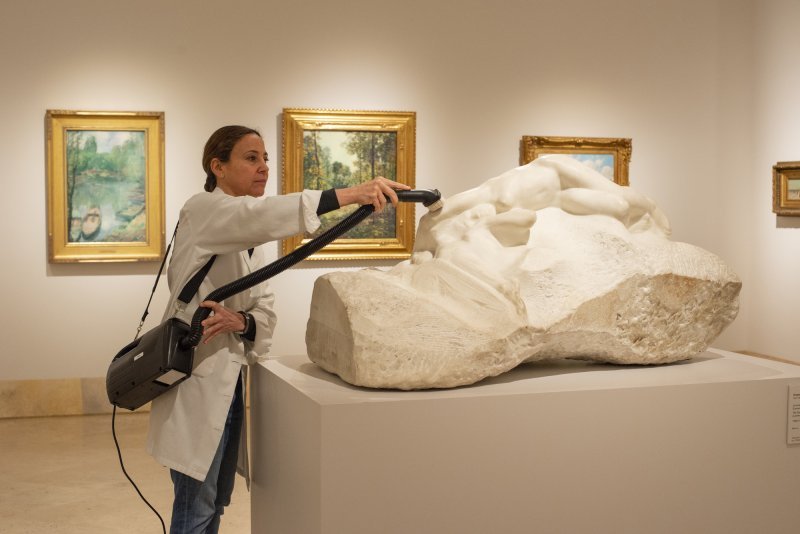 Portada: La cara oculta de la exposición de arte