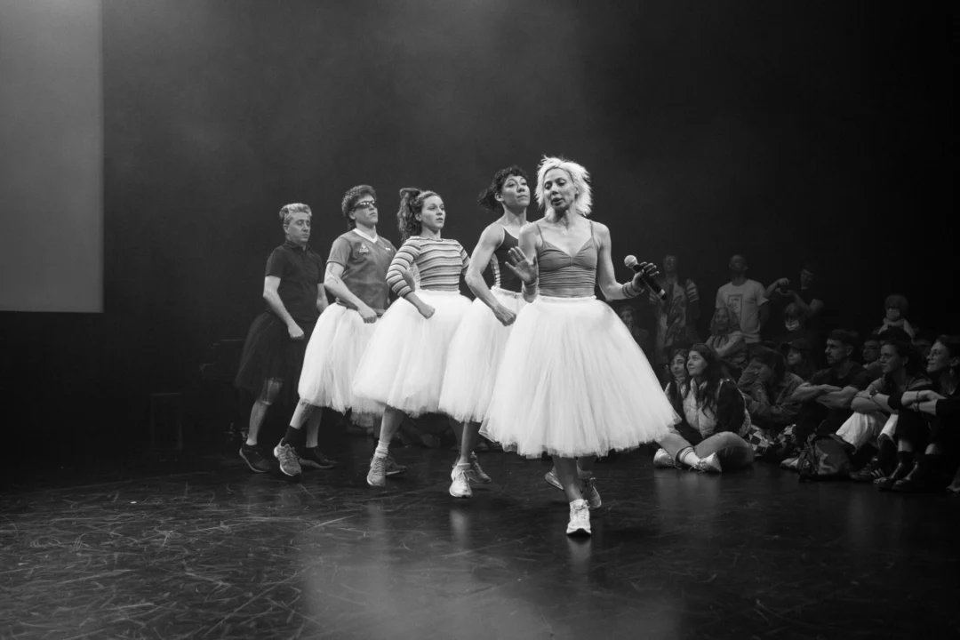 Bailarinas en escena, Bailarinas Incendiadas.